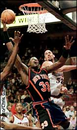 Patrick Ewing, Matt Geiger