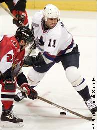 Mark Messier, Joe Juneau